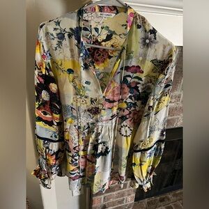 Benares floral blouse size S